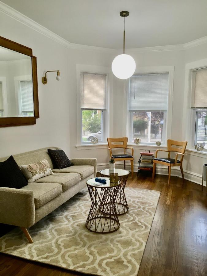 Logan Square Modern Apartment Chicago Eksteriør billede